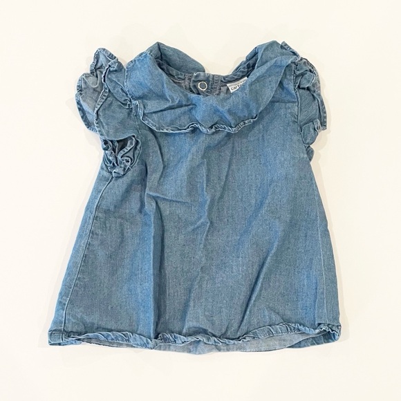 Carter’s 18M ruffle sleeve top - Picture 1 of 5